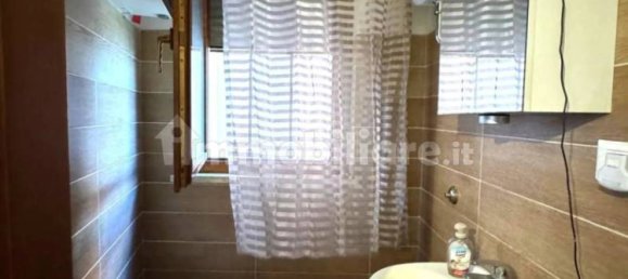 4 bedrooms Apartment in Rome, Italy No. 307685 20