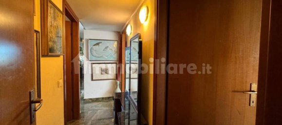 4 bedrooms Apartment in Rome, Italy No. 307685 8