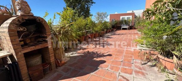 4 bedrooms Apartment in Rome, Italy No. 307685 22