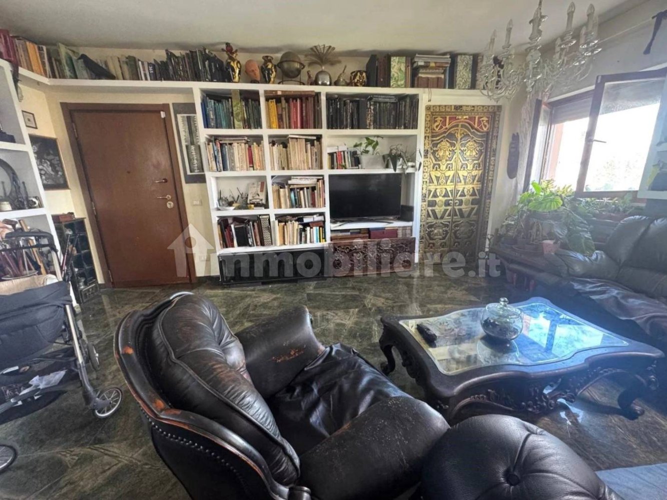 4 bedrooms Apartment in Rome, Italy No. 307685