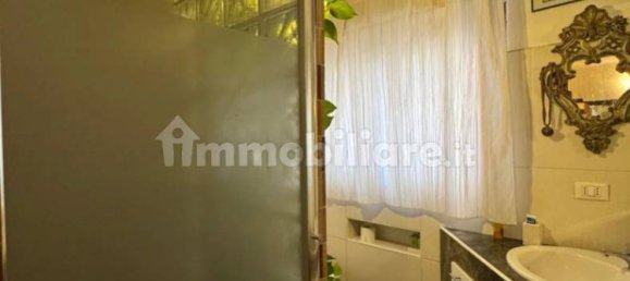 4 bedrooms Apartment in Rome, Italy No. 307685 19