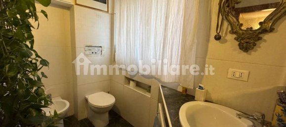 4 bedrooms Apartment in Rome, Italy No. 307685 18