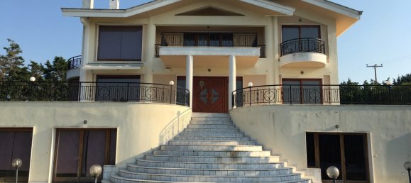 8 bedrooms Villa in Thermaic Gulf, Greece No. 6039 2