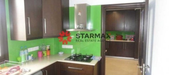 Propiedad comercial de 4 dormitorios en Aradippou, Cyprus No. 139588 14