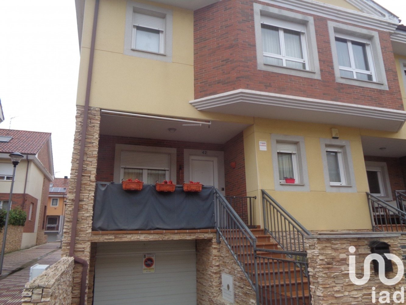 4 bedrooms House in Villaobispo de las Regueras, Spain No. 293696