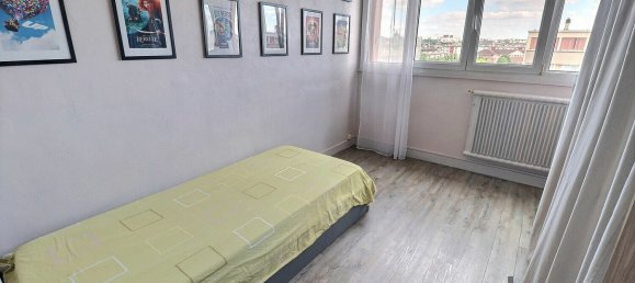 3 Schlafzimmer Wohnung in Neuilly-sur-Marne, France, Nr. 175238 5