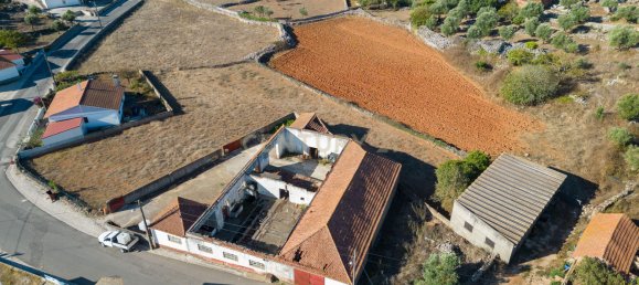 Lagerhaus in Alcanena, Portugal 584m², Nr. 15260 4