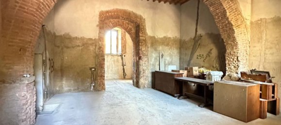 5 rooms Apartment in Siena, Italy No. 289102 6