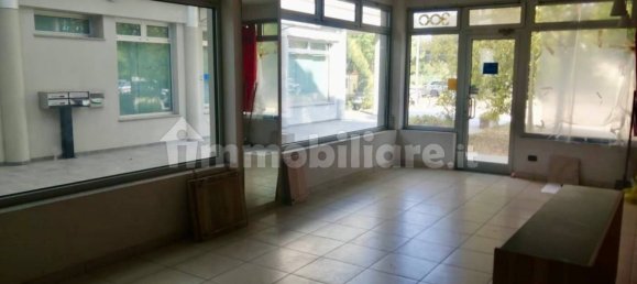 Propiedad comercial de 2 habitaciónes en Albignasego, Italy No. 321710 14