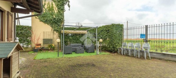 Casa de 3 habitaciónes en Cusago, Italy No. 340376 24