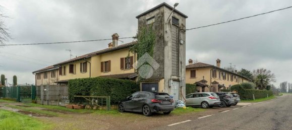 Casa de 3 habitaciónes en Cusago, Italy No. 340376 30