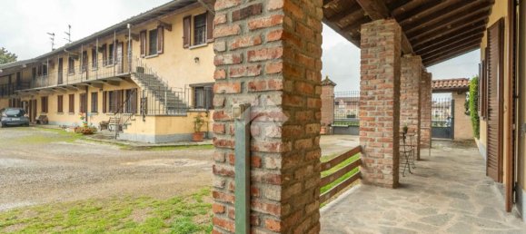 Casa de 3 habitaciónes en Cusago, Italy No. 340376 26