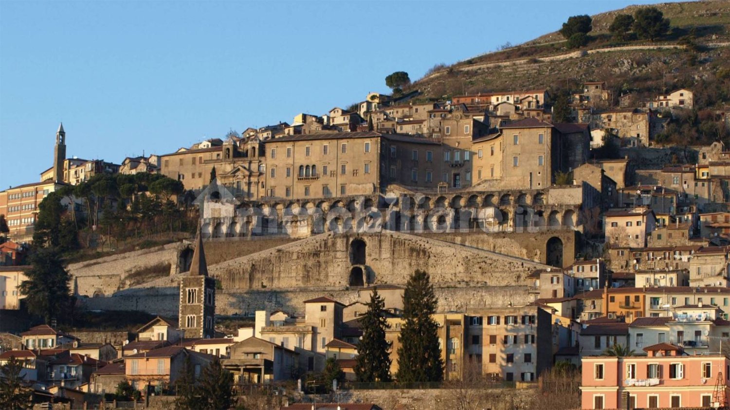 25000m² Land in Palestrina, Italy No. 386999