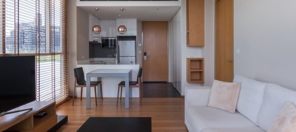 Кондоминиум  с 2 спальнями в Aequa Sukhumvit 49, Пляж Рейли, Таиланд № 29080 2