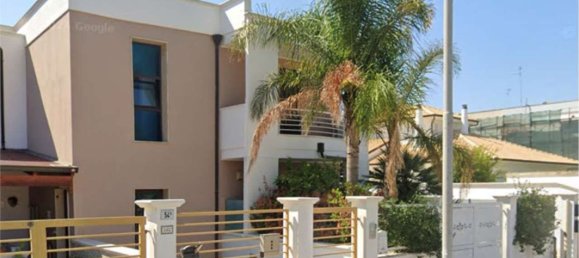 4-salle Appartement à Lecce, Italy No. 183433 3