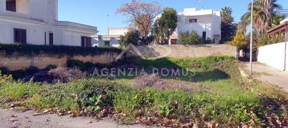 555m² Land in Taviano, Italy No. 68870 2