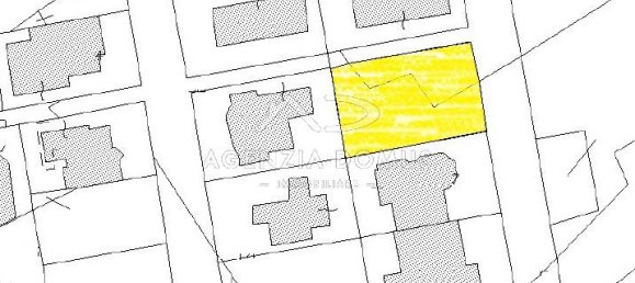 555m² Land in Taviano, Italy No. 68870 11