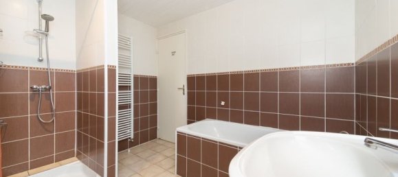 4 chambres Maison à Charente-Maritime, France No. 300960 2