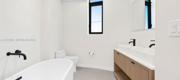 3 bedrooms Duplex for sale in Miami, Miami-Dade, Florida, USA № 614438 11
