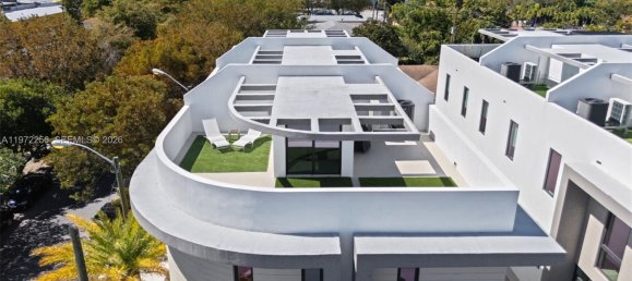 3 bedrooms Duplex for sale in Miami, Miami-Dade, Florida, USA № 614438 27