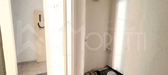 Imóvel comercial em Livorno, Italy 50 m² N.º 133891 9