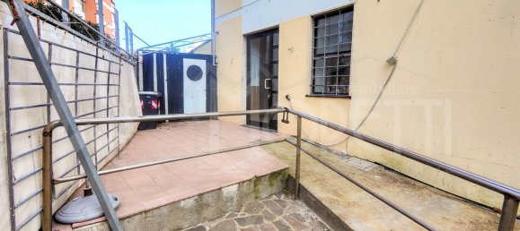 Imóvel comercial em Livorno, Italy 50 m² N.º 133891 3