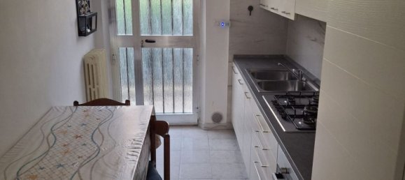 Дом с 2 комнатами в Чивитанова Марке, Италия № 277530 11