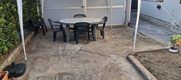 Дом с 2 комнатами в Чивитанова Марке, Италия № 277530 17