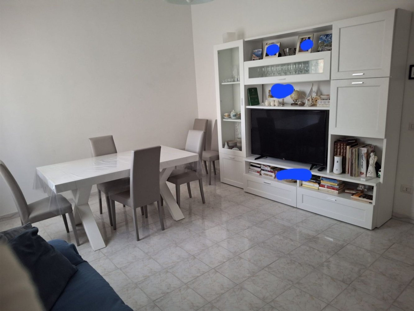 Дом с 2 комнатами в Чивитанова Марке, Италия № 277530