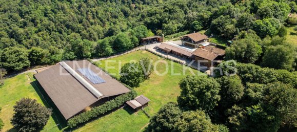 3 chambres Villa à Castelveccana, Italy No. 64981 2