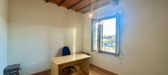 2 bedrooms Apartment in Siena, Italy No. 109218 7