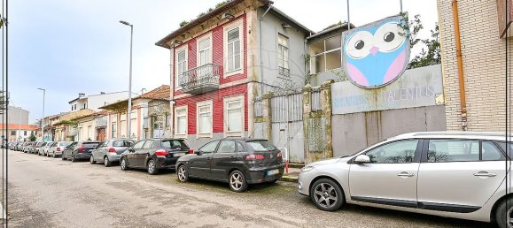 5 bedrooms House in Senhora da Hora, Portugal No. 178735 2