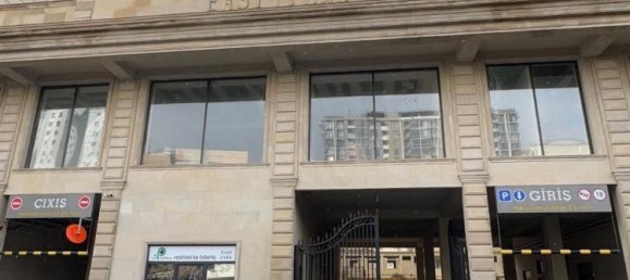 3 bedrooms Apartment in Baku, Azerbaijan No. 1280 10