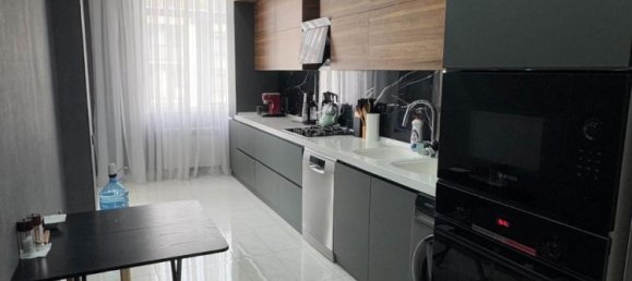 3 bedrooms Apartment in Baku, Azerbaijan No. 1280 16