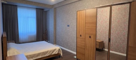 3 bedrooms Apartment in Baku, Azerbaijan No. 1280 4