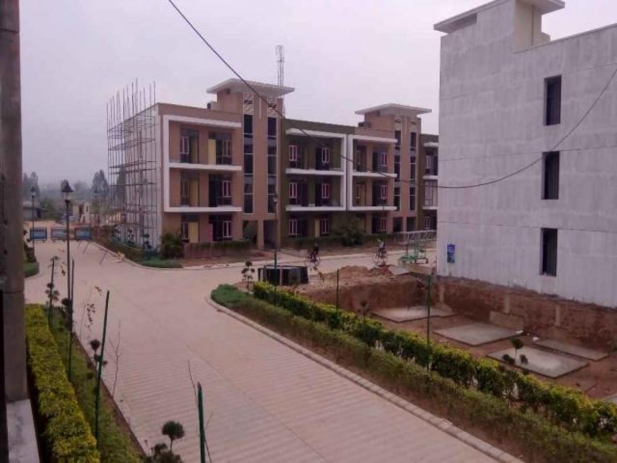 3 bedrooms House in Mohali, India No. 64224