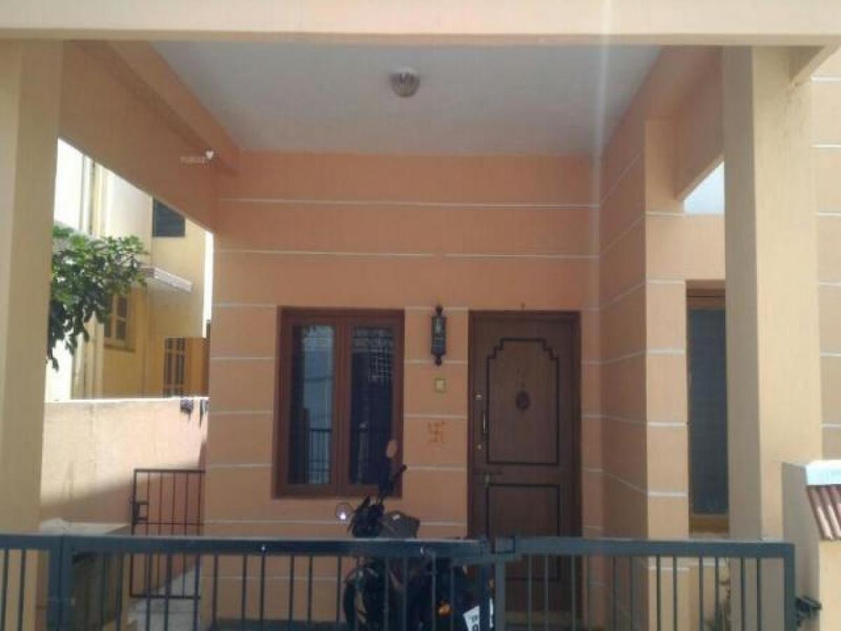 Дом с 2 спальнями в Бангалор, Индия № 1594