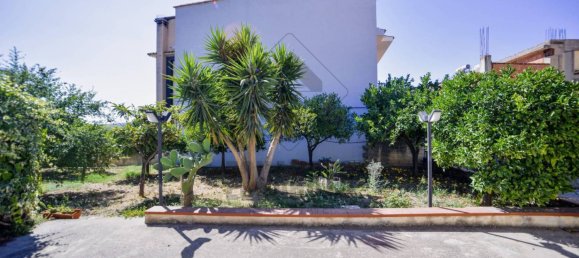 4 Schlafzimmer Haus in Noto, Italy, Nr. 136493 11