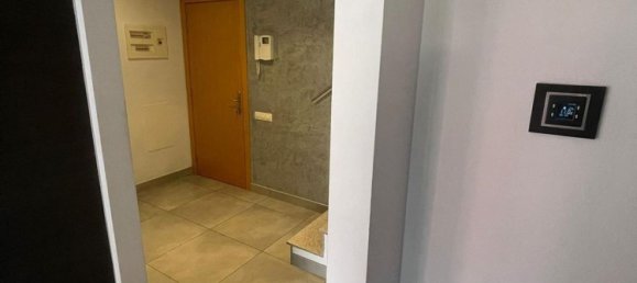 Дуплекс с 2 спальнями в Барселона, Испания № 144415 9