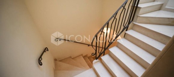 Квартира с 2 спальнями в Модуньо, Италия № 273458 10