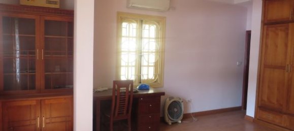 2 Schlafzimmer Haus in Hoan Kiem, Vietnam, Nr. 5039 8