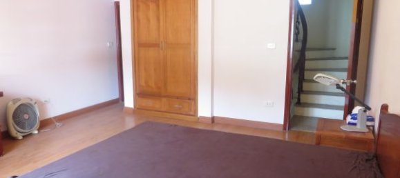 2 Schlafzimmer Haus in Hoan Kiem, Vietnam, Nr. 5039 9