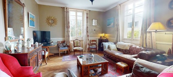 Casa de 7 dormitorios en Orleans, France No. 53396 8