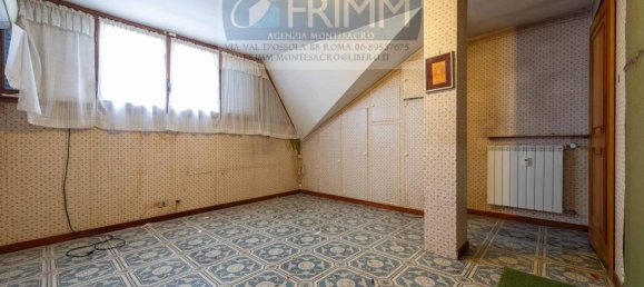 3 rooms Penthouse in Rome, Italy No. 43460 24