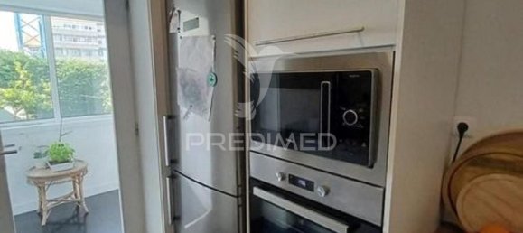 3 bedrooms House in Porto, Portugal No. 137391 7