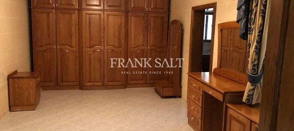 5 chambres Maison à Xewkija, Malta No. 5553 9