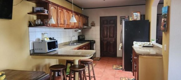 Дом с 3 спальнями в Гресия, Коста-Рика № 227 6