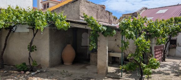 Grundstück in Madrid, Spain 385m², Nr. 167805 3