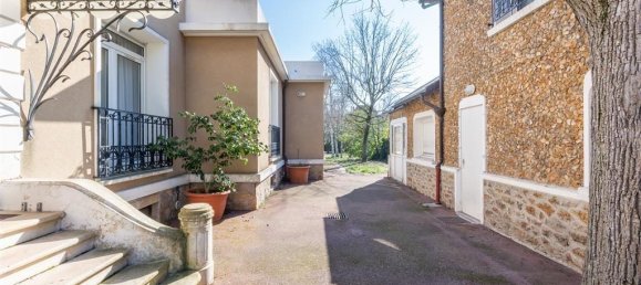 4 bedrooms House in Saint-Maur-des-Fosses, France No. 165720 10