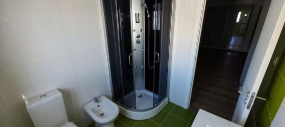 4 chambres Maison de ville à Almada, Portugal No. 132746 8